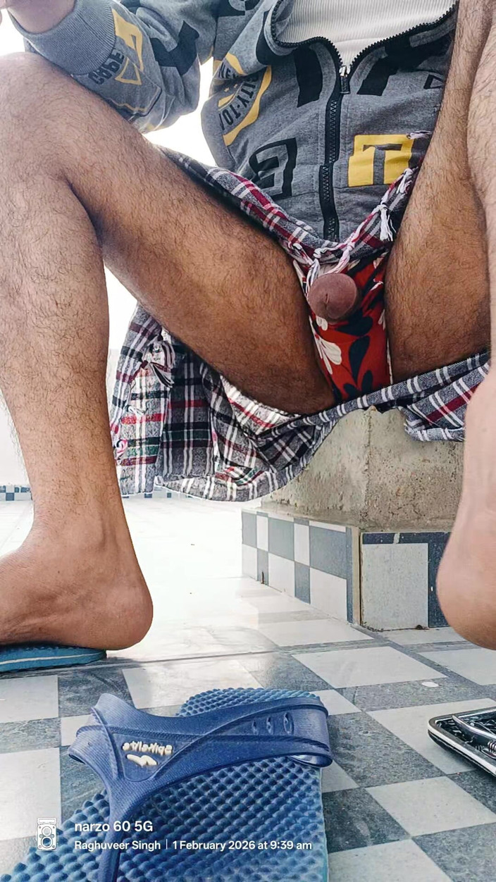 Rajasthani-old-lover: Индийский офицер-гей