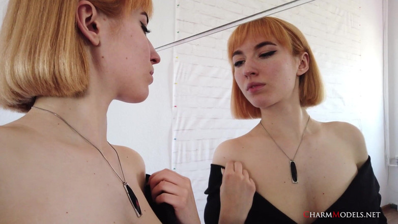CharmModels: Lilly Mays con il fantastico corpo allo specchio