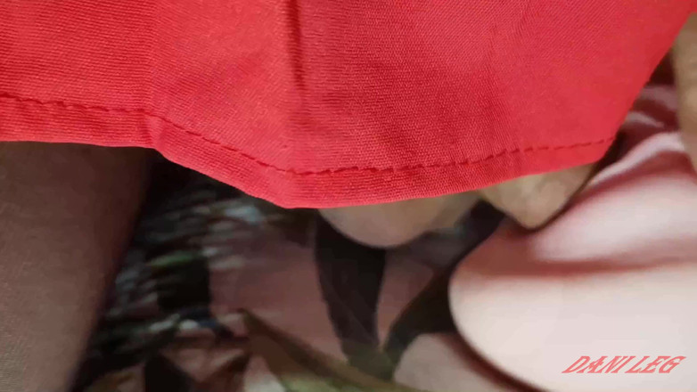 Dani Leg: 흑인 팬티 스타킹을 입고 두 번 사정하는 Dani Leg