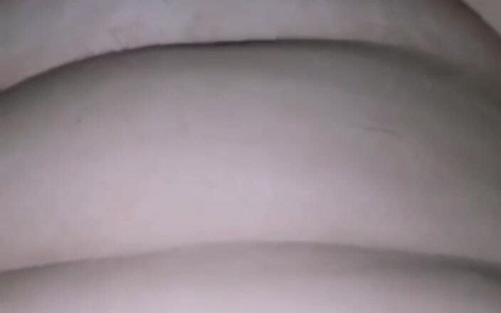 Sexysweet0455: 当我们一个人在房子里时，我操了我继兄弟的女朋友