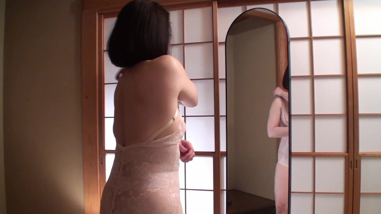 Strix: Onzedelijke avond: milf in vormende ondergoed, vrijen -4