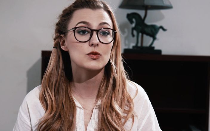 Sweet Sinner: Studentenlichamen 7 scène 1 Niet zo onschuldige slet