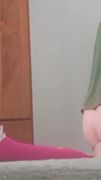 MILF külotlu çoraplar ve fetiş topuklu, köpek tarzı seks