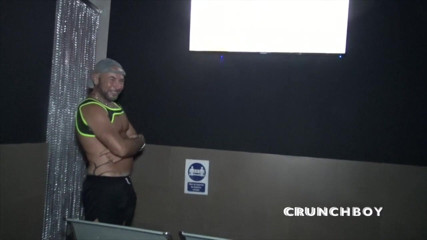 The official French bareback channel: Giovane etero scopato selvaggiamente da Dylan nel gloryholes