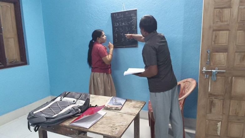 Sona bhabhi: Desi Indian 18 lat college loszka seks z jej nauczycielem w...