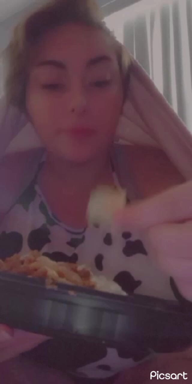 Mushroombitchx: Taco Bell Mukbang