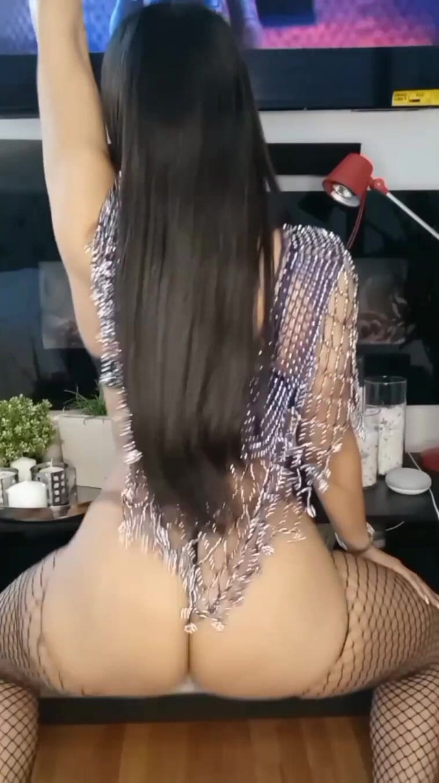 Watch Me Stepdaddy. (ChanelHope)