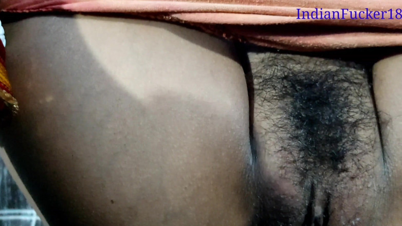 Indianfucker18: Teman wanita memanggil teman lelakinya mengongkek awek yang sangat seksi