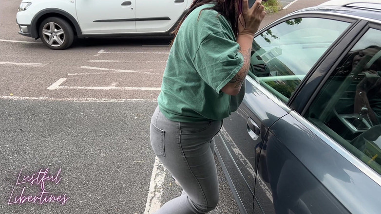 Lustful Libertines: 駐車場 公共のおしっこ 絶望 - 大森市