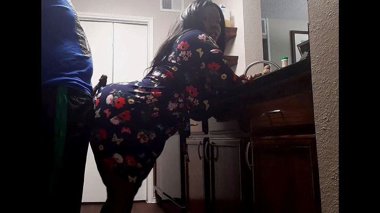 Exclusive Dirty Diana: Оставил его на жестком.... он грустит