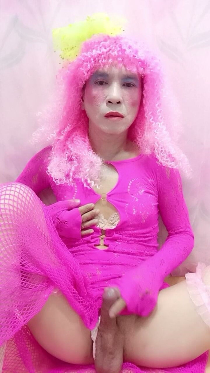 nguyen dang thien tri: Oanh Le Transsexual purtând o rochie sexy pentru a lua...