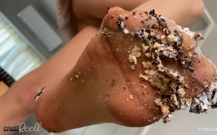Cruel Reell: Reell - Suende Susterens: Tasty 2