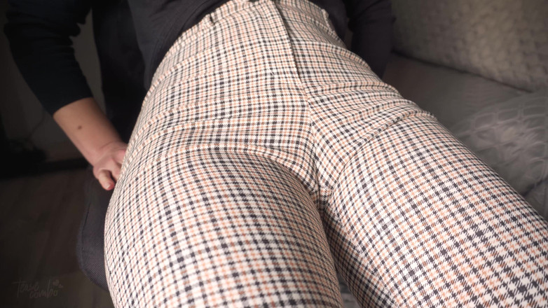 Teasecombo 4K: Неслухняний колега, верблюжа лапка дражнить і відмовляє