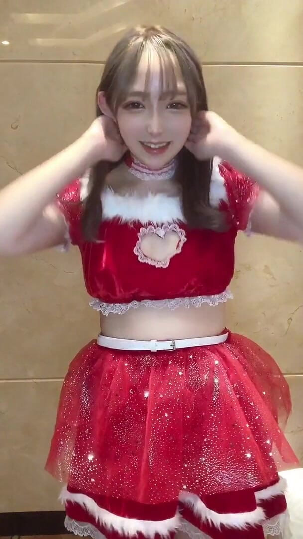 MilkyUni: Dressing live de Crăciun cu cosplayeri