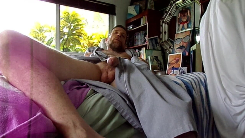 Hairyartist: 显示对鸡巴的尊重 来自毛发主义者 的课程 1