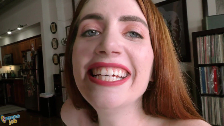 Mano Job: Aria Carson in cheating fiancee handjob!