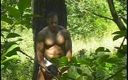 Boy Zone: Homoseksual berotot ngentot keras di hutan