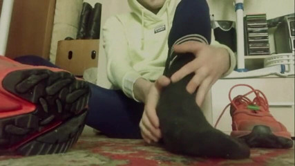 qaz11: Handjob on cam-2