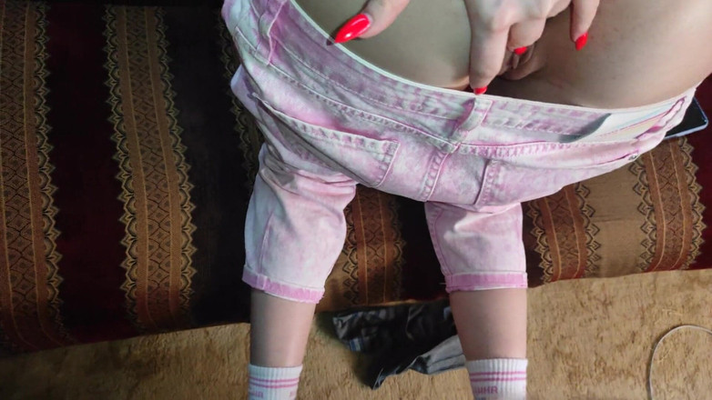 Taboo Room: Une demi-sœur baise avec son beau-père, maman au travail !! - Tabou