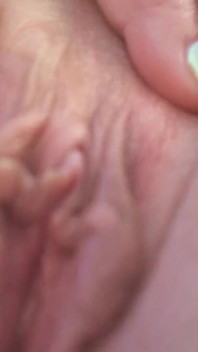Gentle Giantess Maid's New Pet