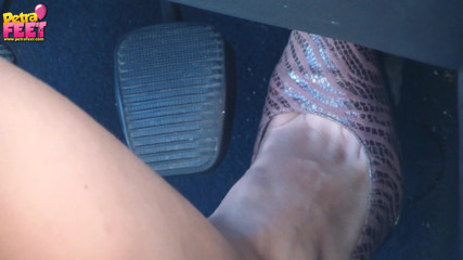 Foot Fetish HD: Menyelamatkan Petra