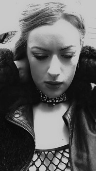 Rosa Brighid 옥상 Bts 비디오 BW