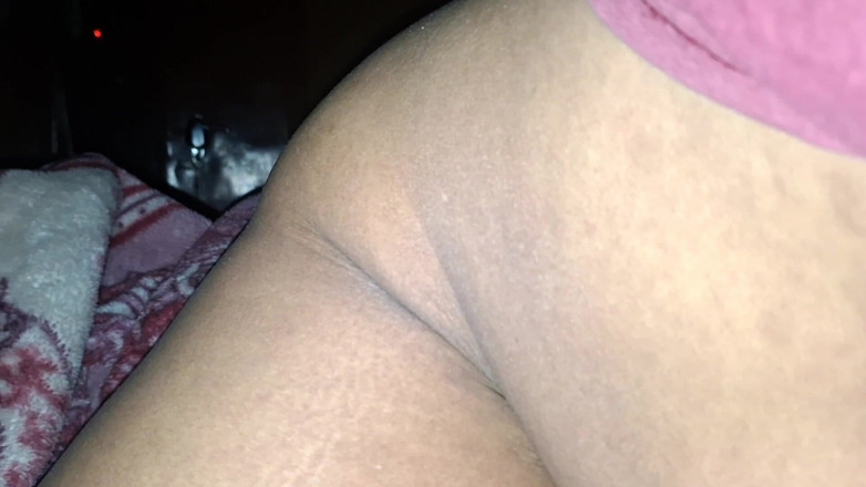 ChickenPuti: Cel mai recent sex desi cu vedetă asiatică