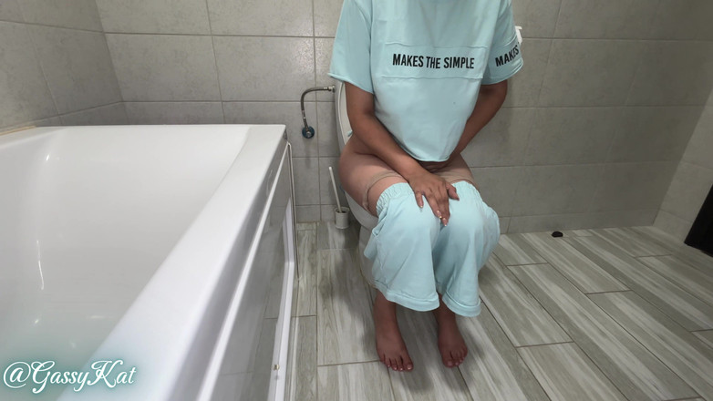 GassyKat: El baño diario episodio 27