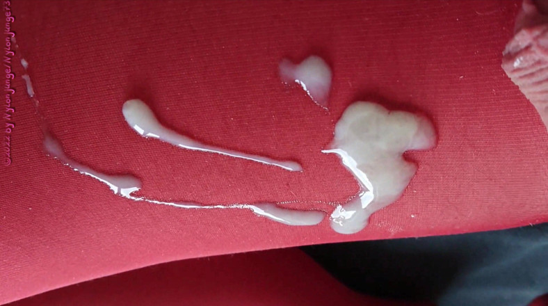 Carmen_Nylonjunge: Nylonjunge loves the red pantyhose 2 ** Masturbation **