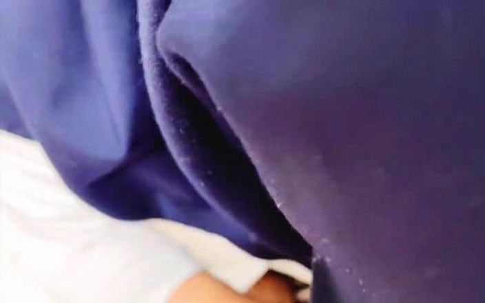 Nadia the big ass moroccan: 戴穆斯林头巾的阿拉伯女郎nadia被干抽搐的阴户