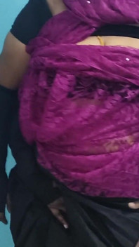 Tamil müdür evli kadın doğum günü şirket personeliyle aldatıyor, desi teyze romantizm seksi, mallu teyze domaltmalı