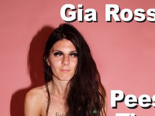 Picticon bondage and fetish: Gia Rossi hace pis a través de sus bragas