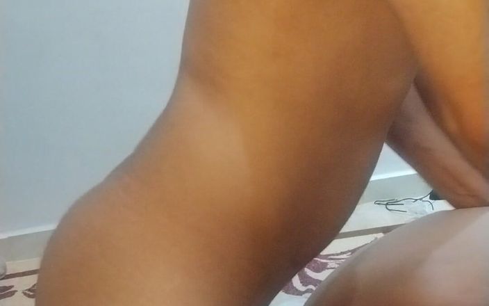 FackerMamie: Jsem velmi ošklivý muž o sexu s ženami, které jsou sexy