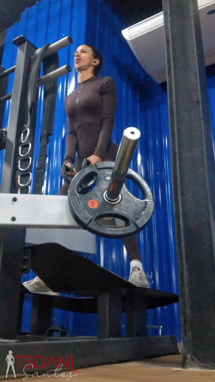 Tsdanisantos1: I Really Enjoyed Being Alone at the Gym if You...