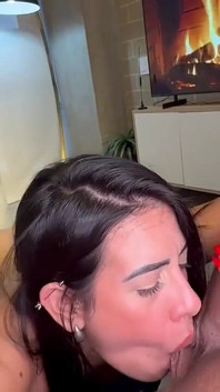 Esta Es Una Entrevista Muy Humeda! Calda miLF con un gran culo es follada duro - Kylei ellish
