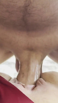 The Wife’s Pussy Was Tasted by Her Husband’s Best Friend, She Liked It Very Much and Fucked Him