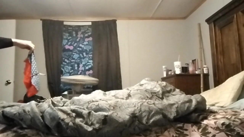 Jnut: Crossdress