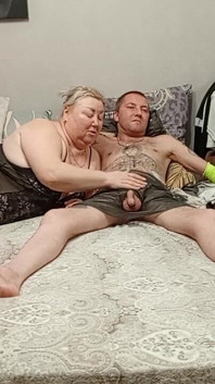 Ejaculação depois do sexo oral da madrasta