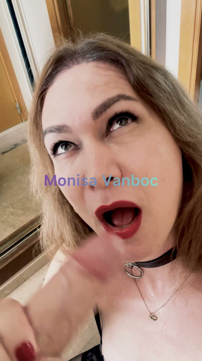 Monisa Vanboc: Смоктання і їзда на монструозного німецького члена