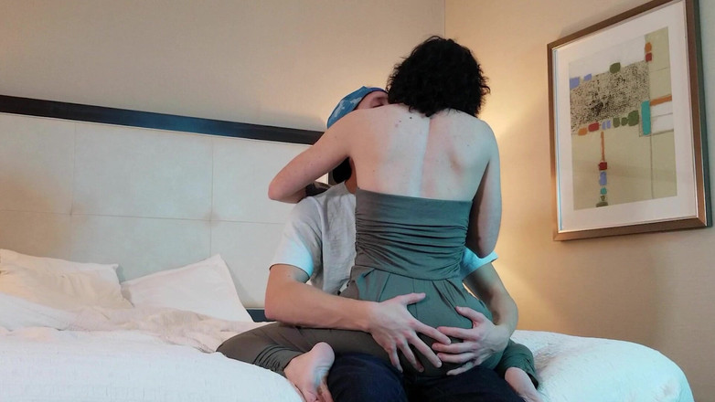 Hot Jake Grand: Татуированная тинка сосет и трахается - подборка 1