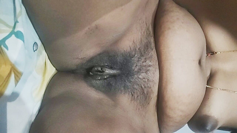 Suryasushma: Horny Telugu Tamil Girlfriend Rubbing Her Pussy Fingers