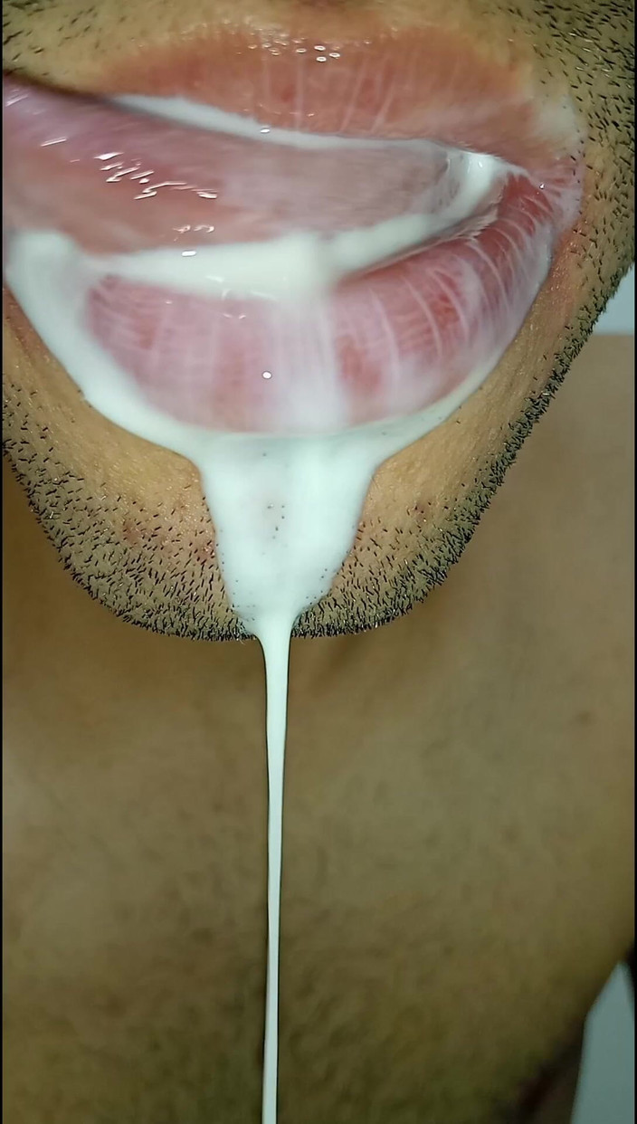 Rey rey: Quiero tu leche en mi boca, lengua, fetiche de lengua...