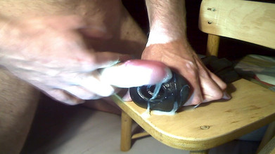 White Ukrainian Dick: Penis ingin merasakan lengan karet yang ketat, dan cum darinya!