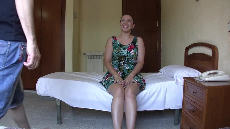 Robin Reid: Pamela Sanchez dedicates us a homemade porn video. 100% natural sex