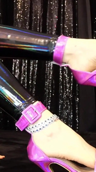 Strap-plattform, High Heels, Knöchel, Zehennägelringe und Polnische Fußfetisch-Anbetung Asmr no speaking