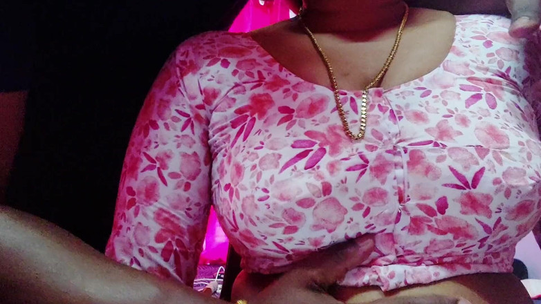 Desi Mohini: Desi Mohini Bhabhi Hot Romance with Desi Boy