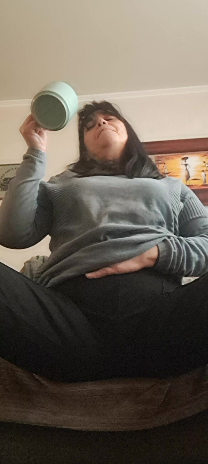 Mommy big hairy pussy: चोदने लायक मम्मी देखने का बिंदु आकस्मिक झटका