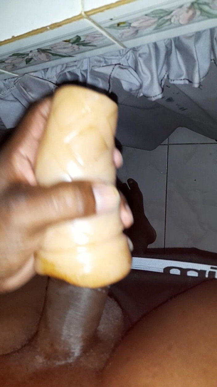 Islandvibes69: Jerking off S11 E5