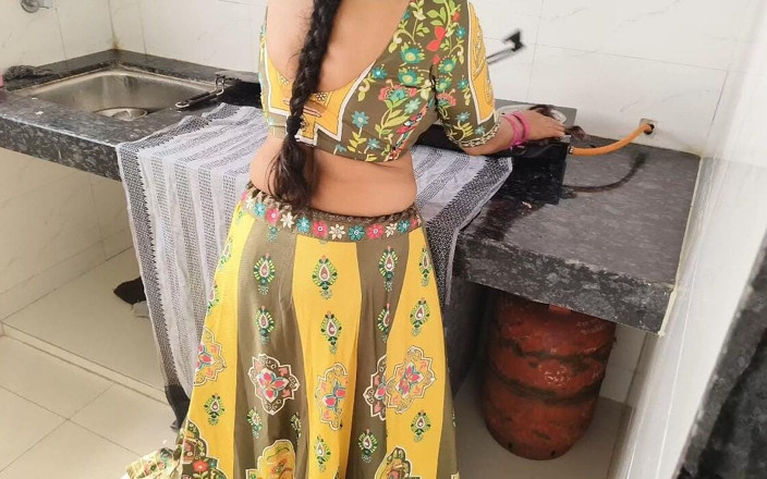 Sagita Sharm: Hot Sexy CD Bottom Sonusissy in Saree Navel