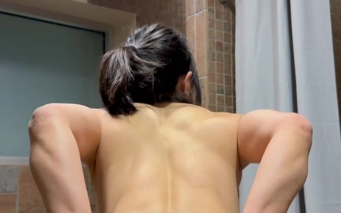 The Caring Doc: 我一直想炫耀我的菊花、阴户和奶子...我是我最近去过病人签到的（没有错过任何一个